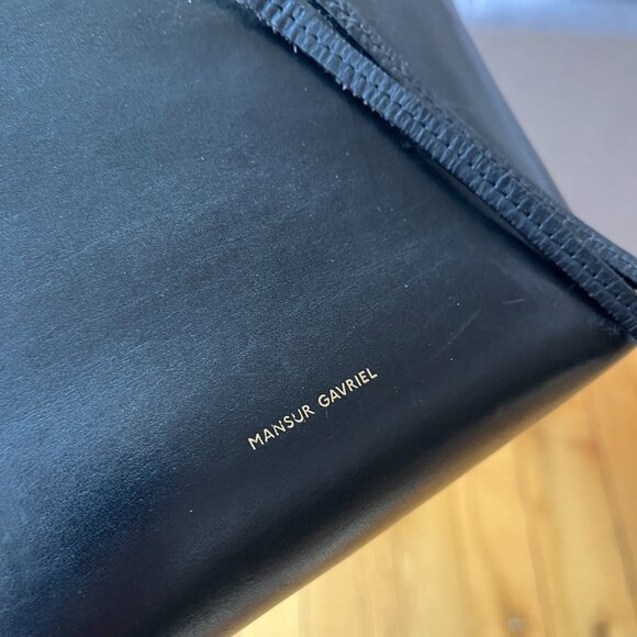 Mansur Gavriel Mini Bucket Bag Black/Ballerina - Picture 13 of 14